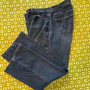 💥💥 Levi’s 590 Bootcut Jeans 💥💥